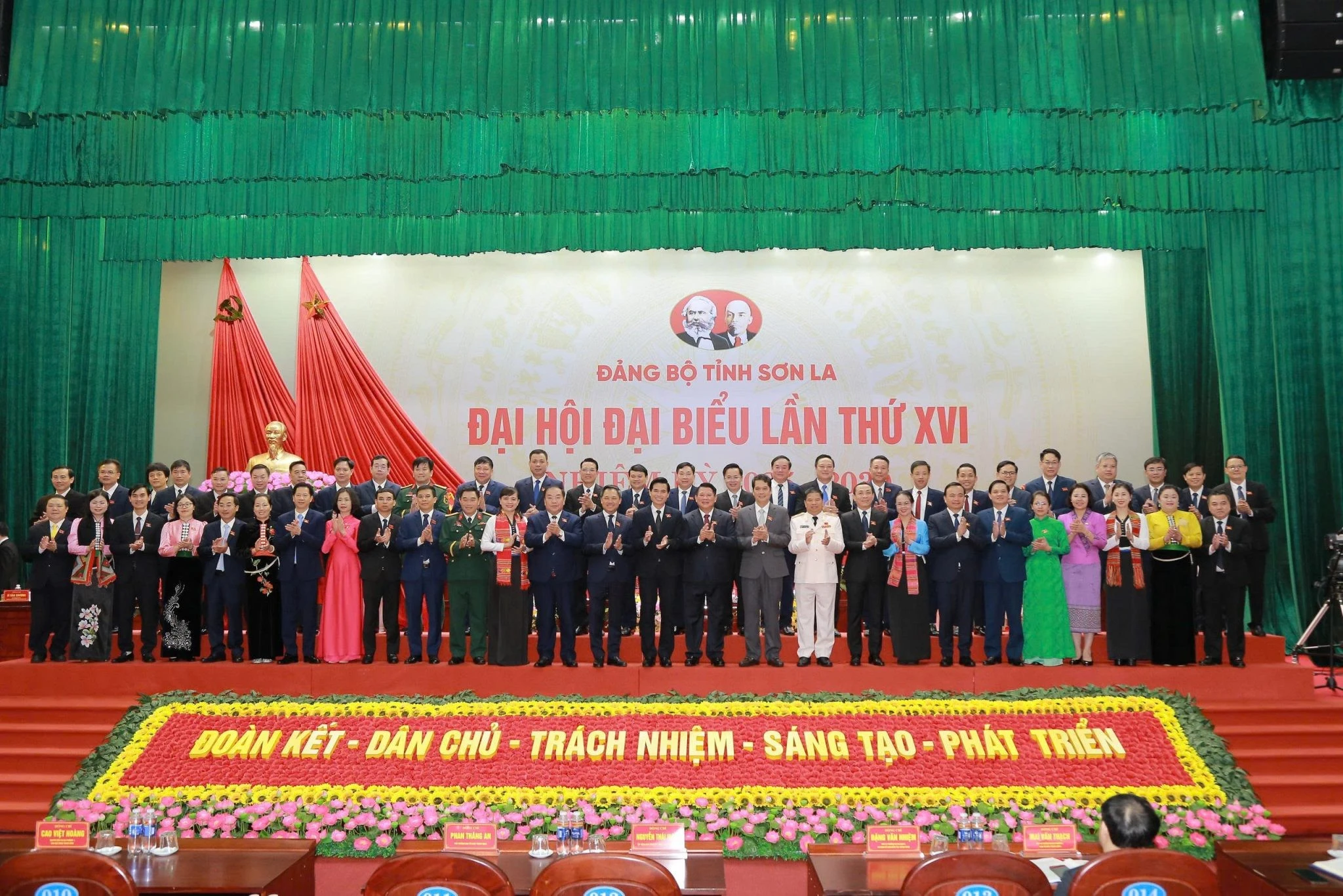 Le 16e Congrès du Comité provincial du Parti de Son La, mandat 2025-2030, couronne un franc succès. Photo : congan.sonla.gov.vn