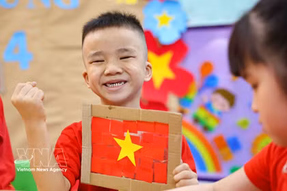 À l’approche du 30 avril, l’éveil du patriotisme chez les tout-petits