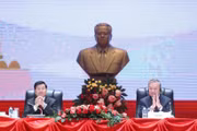 Vietnam et Laos s'engagent à porter leurs échanges commerciaux à 10 milliards de dollars