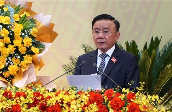 Trân Câm Tu, membre du Bureau Politique et permanent du Secrétariat, au 1er congrès du Parti de Da Nang. Photo : VNA cam-tu.jpg