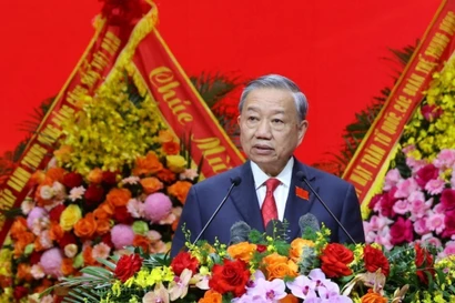 Le secrétaire général du Parti communiste du Vietnam, To Lam, prend la parole lors du 1er Congrès de l’organisation du Parti du gouvernement pour le mandat 2025-2030. Photo : VNA