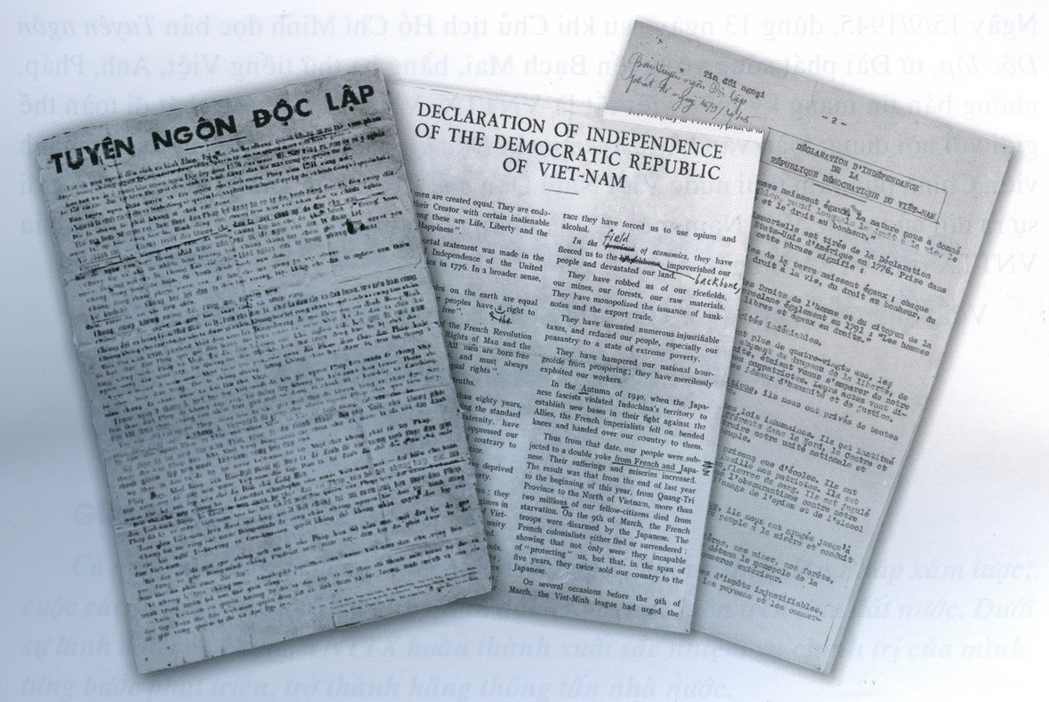 Le 15 septembre 1945, l’Agence vietnamienne d’Information – nommée ainsi par le Président Hô Chi Minh – a publié l’intégralité de la Déclaration d’Indépendance ainsi que la liste des membres du gouvernement provisoire de la République démocratique du Vietnam, dans des bulletins en trois langues : vietnamien, anglais et français. Cet événement marqua une étape historique non seulement pour l’Agence vietnamienne d’Information, mais aussi pour l’ensemble de la nation. Depuis lors, le 15 septembre est célébré comme la Journée traditionnelle de la VNTTX, aujourd’hui Agence vietnamienne d’Information (VNA). Photo: VNA anh-1-avatar.jpg