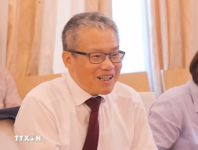 nguyen-xuan-thinh.jpg