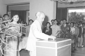 L’exemple civique de Hô Chi Minh lors des premières élections vietnamiennes en 1946