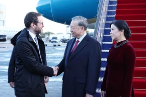 Le secrétaire général du Parti entame une visite officielle au Royaume-Uni