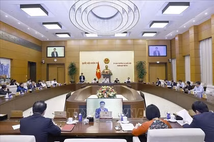 Vue de la 55e réunion du Comité permanent de l'Assemblée nationale, à Hanoi, le 2 mars 2026. Photo : VNA