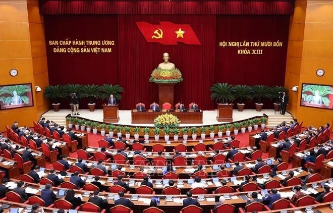 Le 14ᵉ Plénum du Parti communiste du Vietnam (PCV) du 13ᵉ mandat s’est solennellement ouvert dans la matinée du 5 novembre à Hanoï, sous la présidence du secrétaire général du Comité central du PCV, Tô Lâm. Photo : VNA