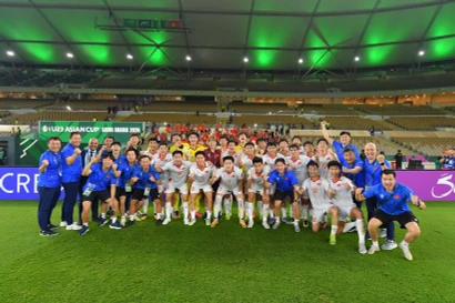 L'équipe féminine de football du Vietnam. Photo : VFF