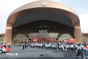 En 19 jours d’ouverture, l’Exposition des réalisations nationales à Hanoï a accueilli plus de 10 millions de visiteurs. Photo: VNA