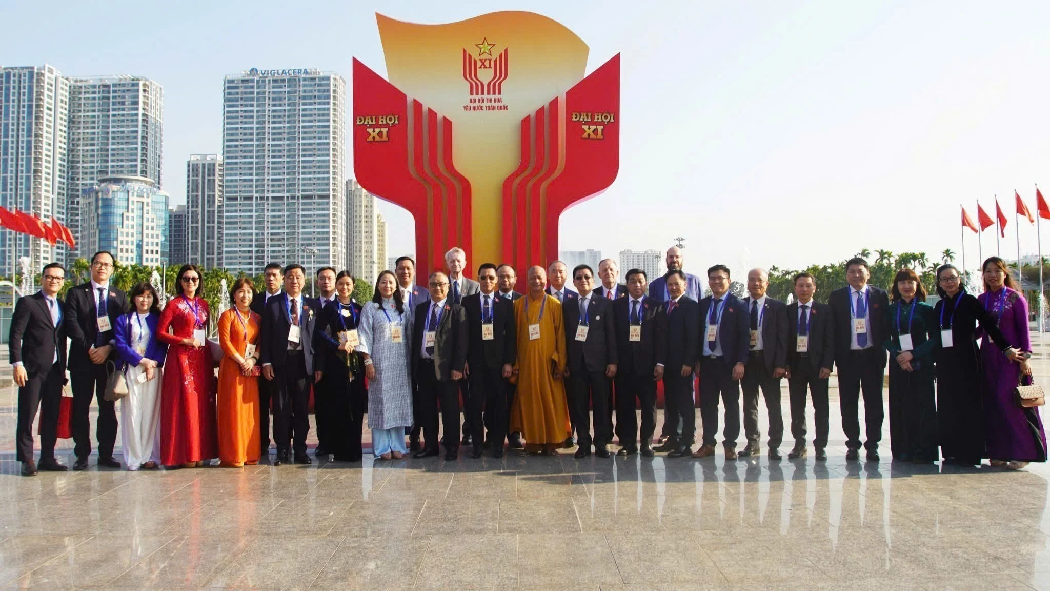La délégation de Vietnamiens de l'étranger participent au 11e Congrès national d'émulation. Photo : VNA