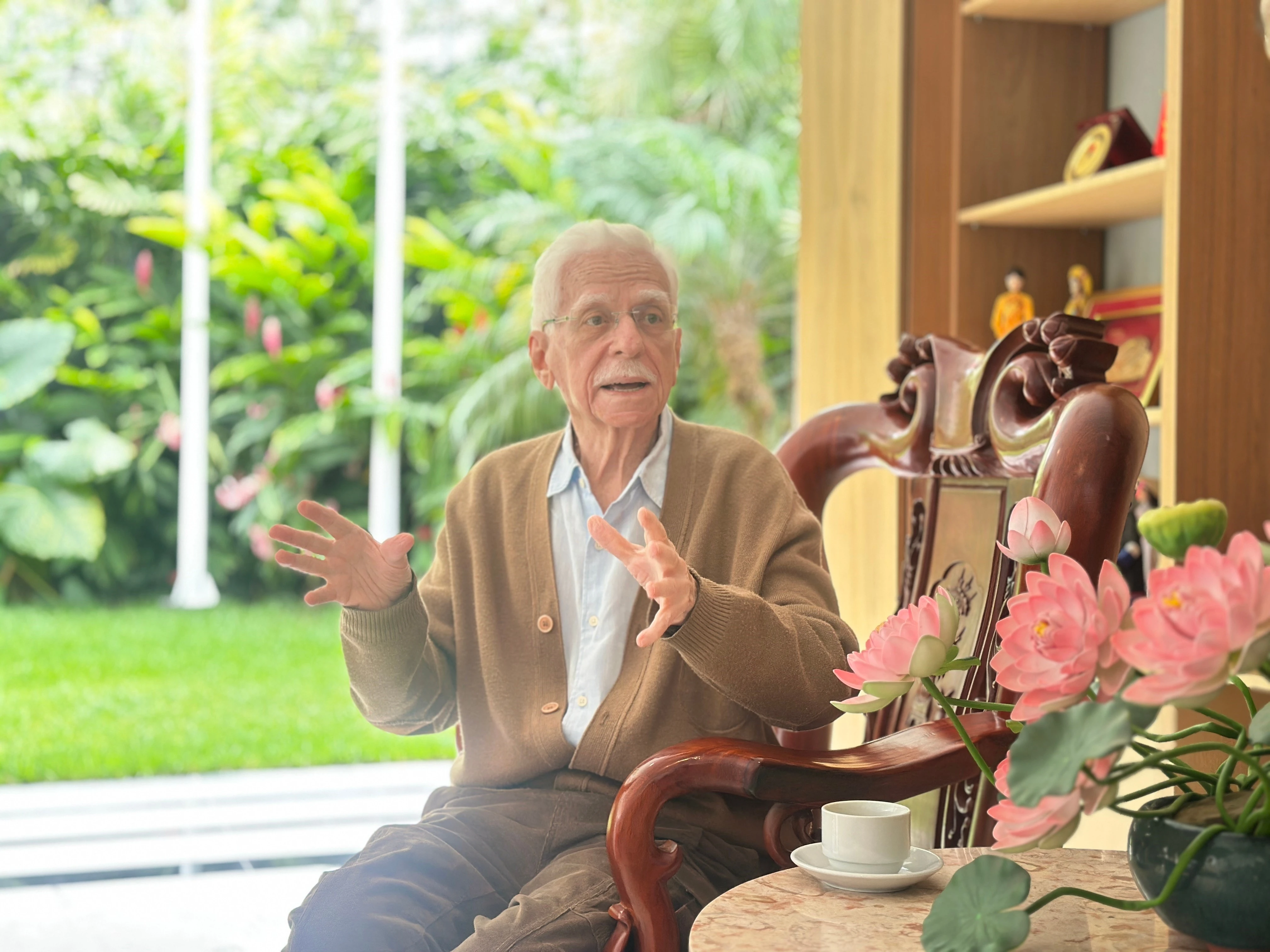 Le Dr Romulo Velero, intellectuel de gauche reconnu au Venezuela. Photo: VNA