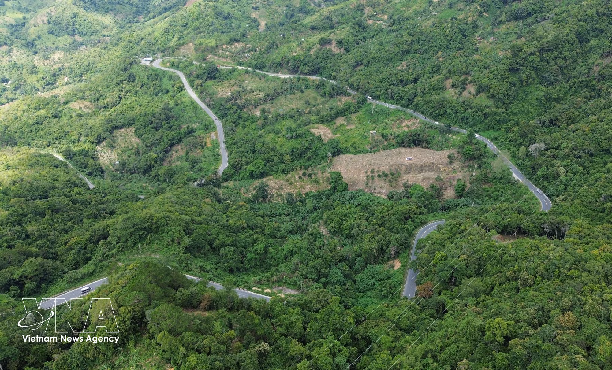 vnanet-05-ve-dep-hung-vi-cua-deo-ngoan-muc-o-lam-dong.jpg