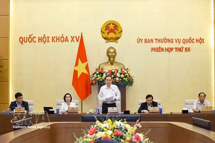 Le président de l’Assemblée nationale, Tran Thanh Man, préside la 55e réunion du Comité permanent de l’Assemblée nationale. Photo: VNA