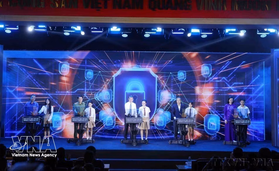 vnanet-04-cong-an-nhan-dan-viet-nam.jpg