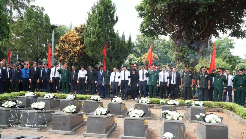 Gia Lai intensifie ses efforts pour identifier les soldats tombés au combat 