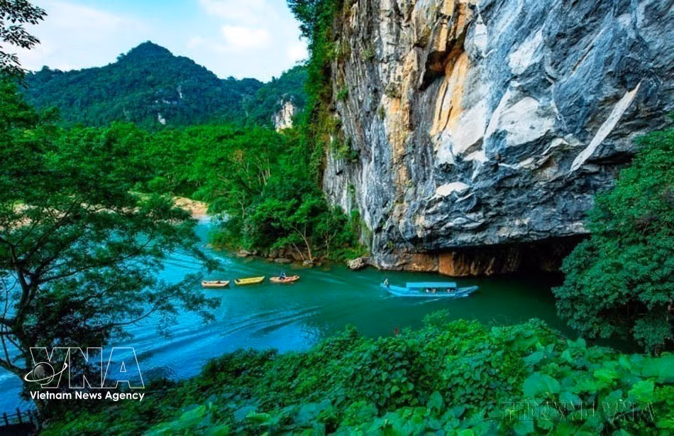 vnanet-phong-nha-ke-bang-5.jpg