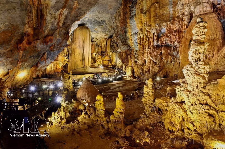 vnanet-phong-nha-ke-bang-12.jpg