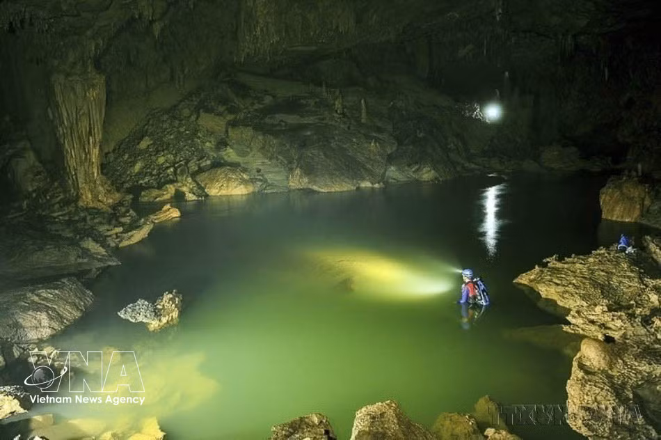 vnanet-phong-nha-ke-bang-13.jpg