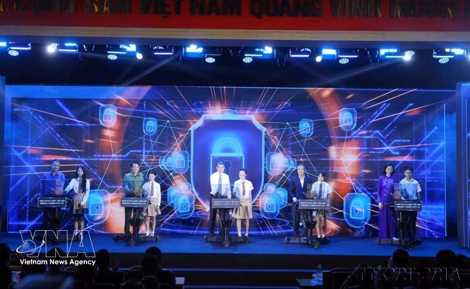 vnanet-04-cong-an-nhan-dan-viet-nam.jpg
