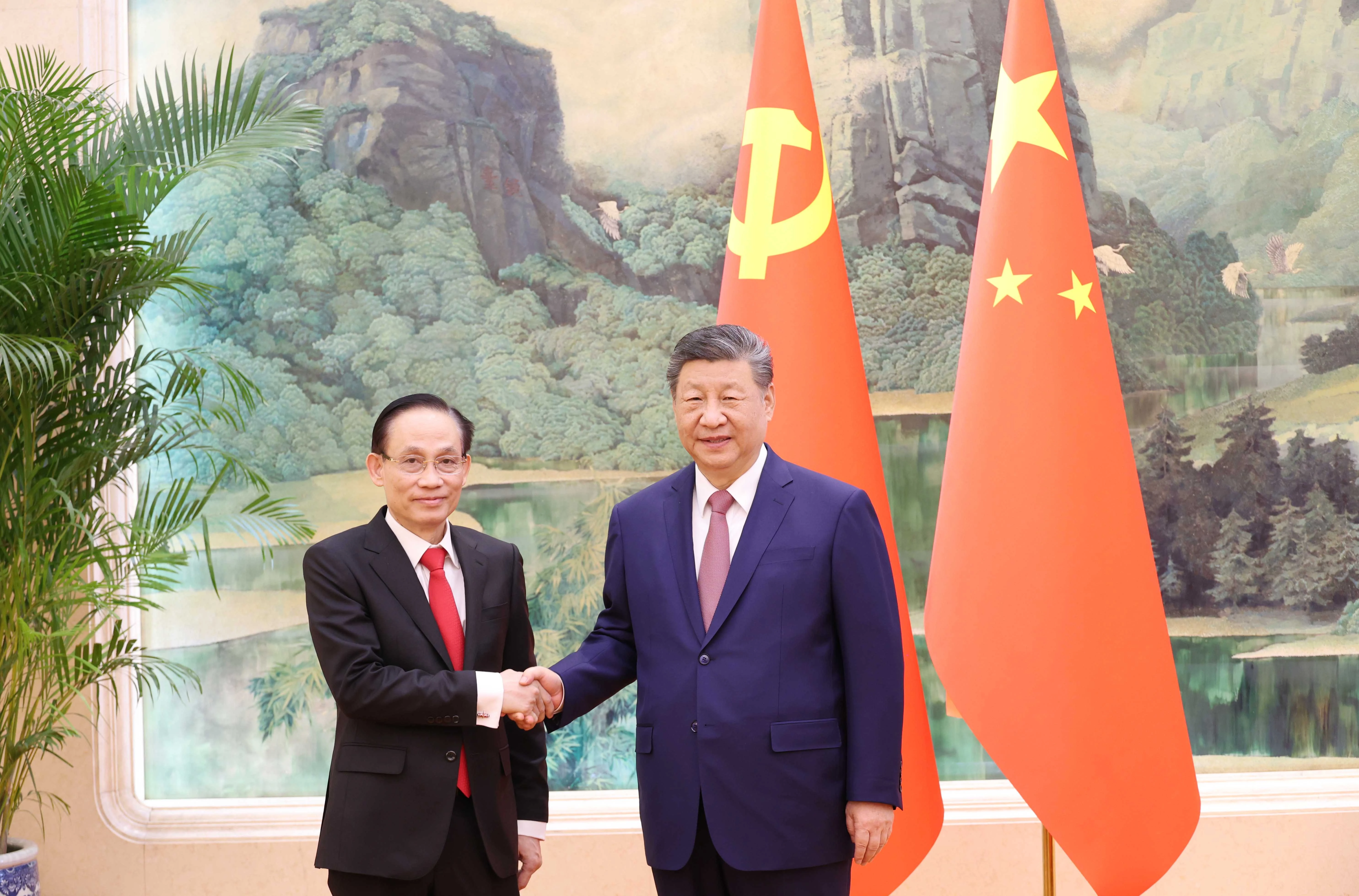 L'envoyé spécial du chef du Parti vietnamien rencontre le plus haut dirigeant chinois