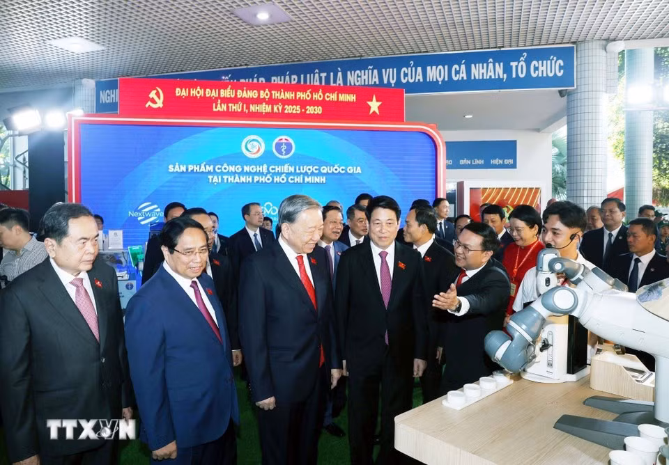 expo-congres-du-comite-du-parti-de-ho-chi-minh-ville.jpg