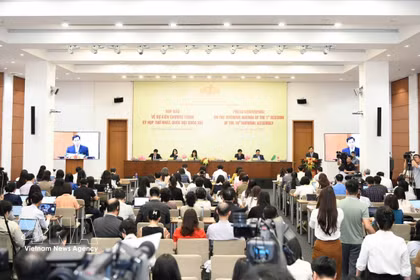 La conférence de presse consacrée au programme prévisionnel de la première session de la 16e législature de l’Assemblée nationale, tenue le 3 avril à Hanoï. Photo : VNA