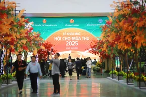 La première Foire d’Automne se tient au Centre d’exposition du Vietnam à Dong Anh (Hanoï). Photo: VNA