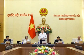 Le président de l’Assemblée nationale, Tran Thanh Man, préside la 55e réunion du Comité permanent de l’Assemblée nationale. Photo: VNA