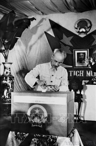 L’exemple civique de Hô Chi Minh lors des premières élections vietnamiennes en 1946