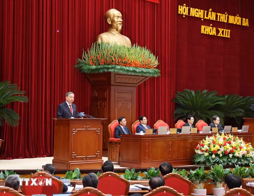 khai-mac-hoi-nghi-lan-thu-muoi-ba-ban-chap-hanh-trung-uong-dang-khoa-xiii-06-3.jpg