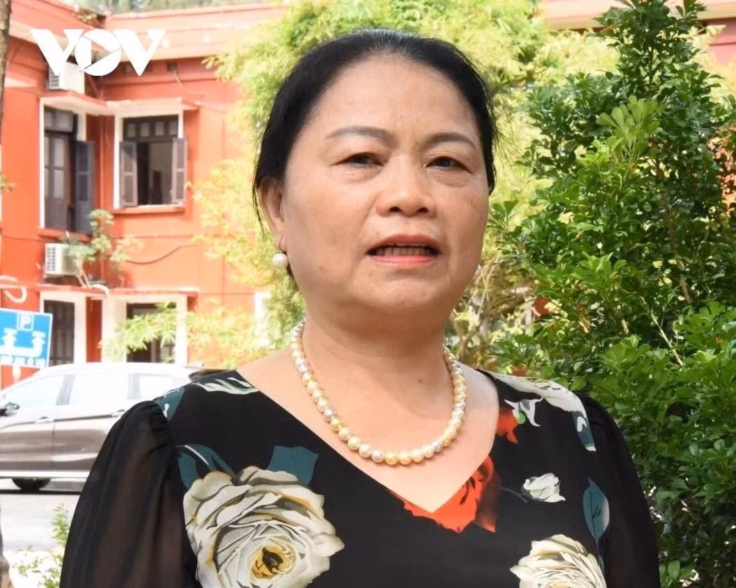 bi-thu.jpg