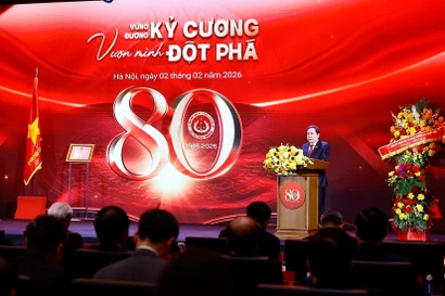 Le membre du Bureau politique et président de l’Assemblée nationale, Tran Thanh Man, s'exprime lors de l'événement. Photo: VNA