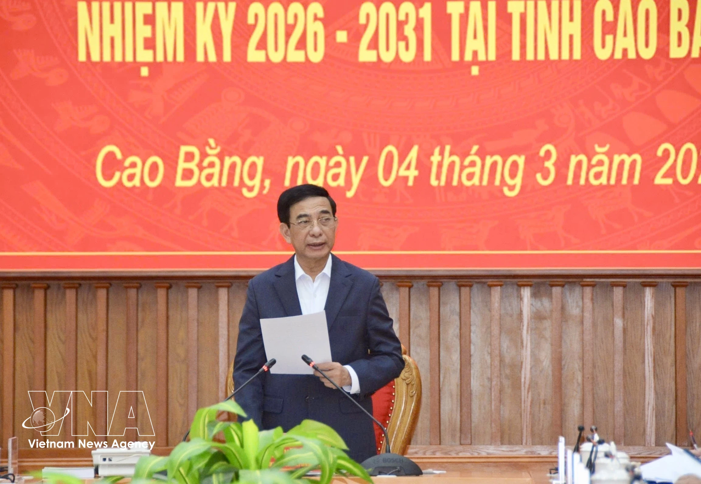 Le général Phan Van Giang effectue une mission de supervision et d’inspection des préparatifs des élections législatives à Cao Bang (Nord). Photo : VNA
