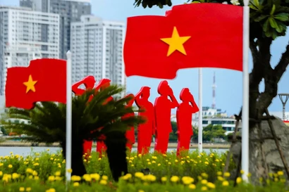 Da Nang se pare de drapeaux et de fleurs pour un grand rendez-vous politique