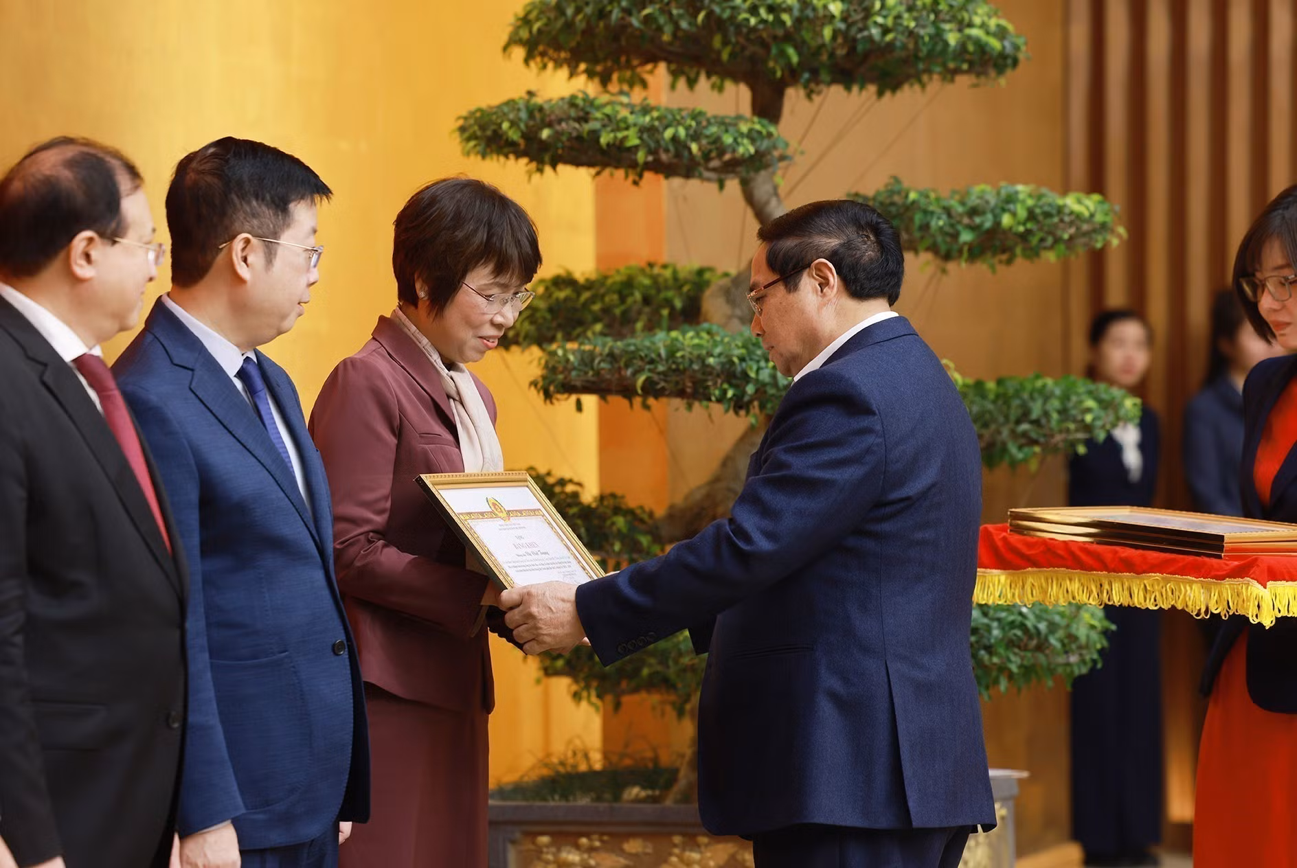 vna-potal-thu-tuong-chu-tri-hoi-nghi-trien-khai-nhiem-vu-nam-2026-cua-ban-chap-hanh-dang-bo-chinh-phu-8523562.jpg