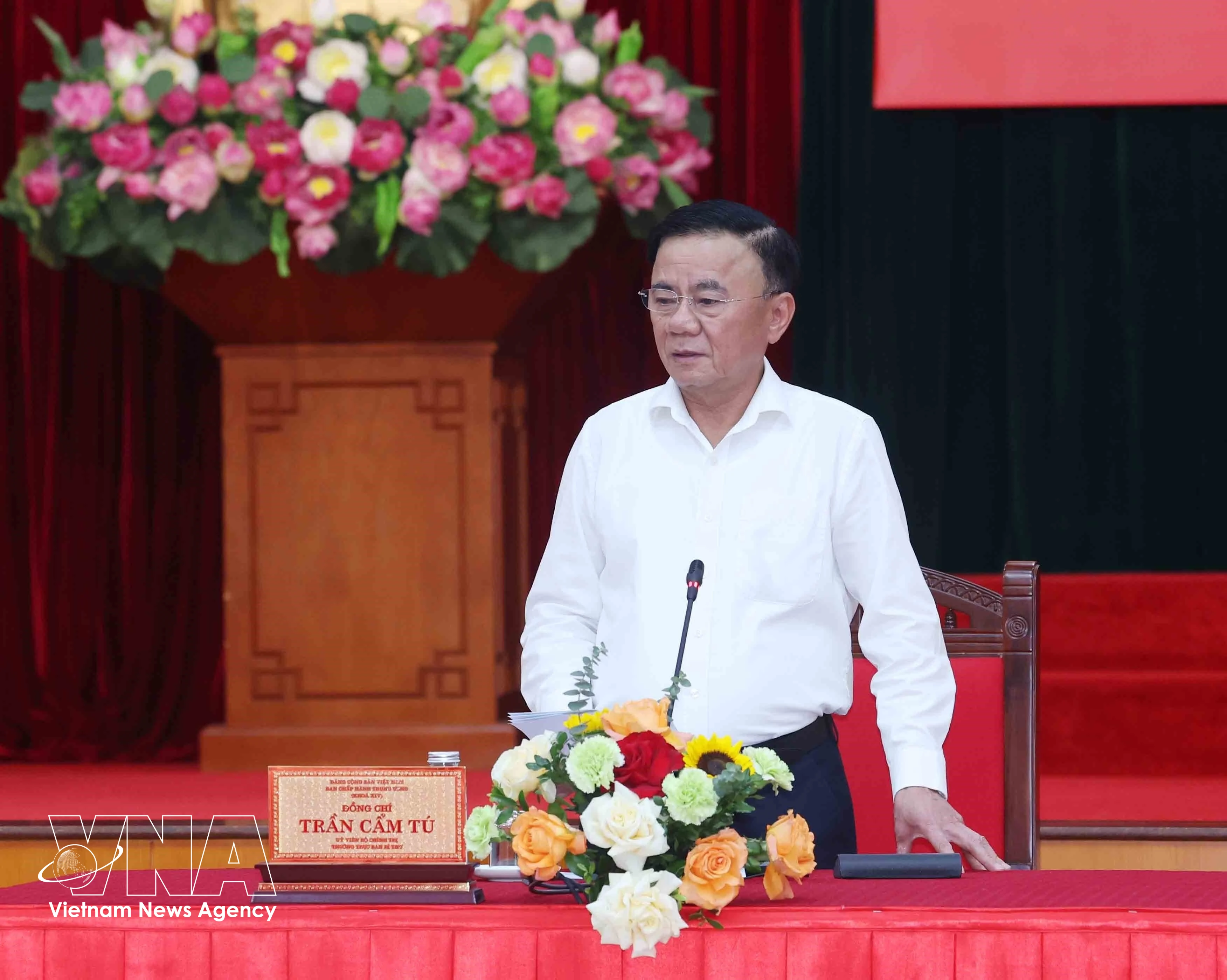 Tran Cam Tu, membre du Bureau politique et permanent du Secrétariat du Comité central du Parti communiste du Vietnam, à l'événement. Photo: VNA