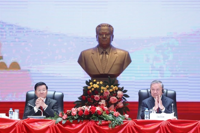 Vietnam et Laos s'engagent à porter leurs échanges commerciaux à 10 milliards de dollars