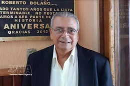 Le politologue cubain Luis Manuel Arce Isaac. Photo : VNA