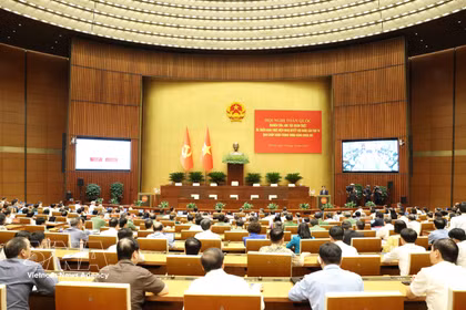 Vue générale de la conférence depuis la salle Dien Hong, au siège de l’Assemblée nationale, à Hanoï. Photo : VNA