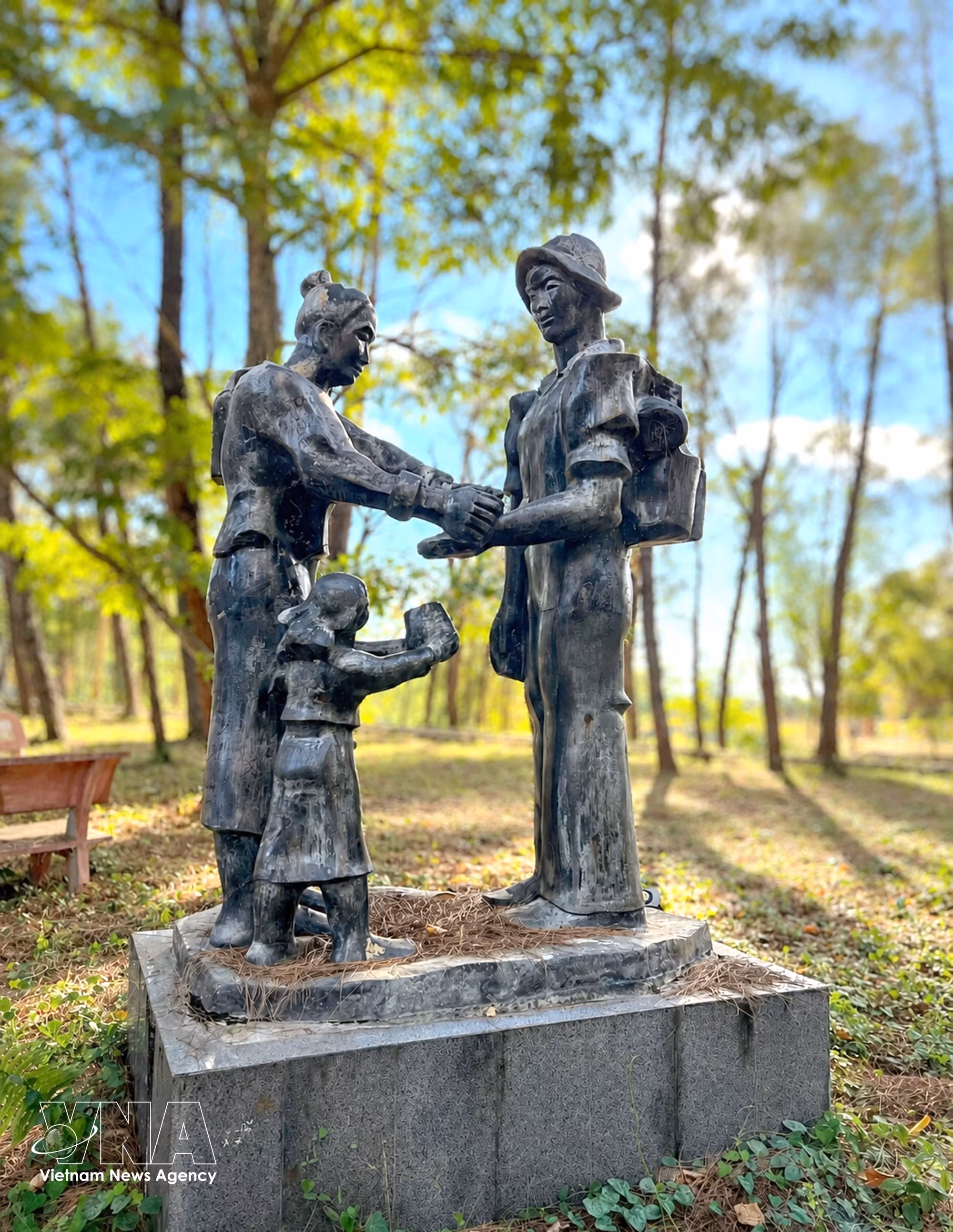 vnanet-11-potal-khong-gian-kien-truc-dac-biet-giua-dai-ngan-truong-son-8909466.jpg