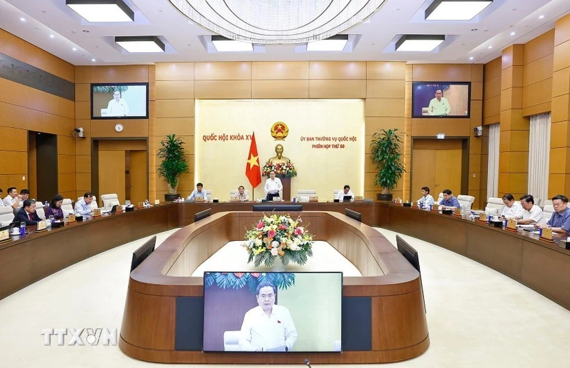 Une réunion du Comité permanent de l'Assemblée nationale. Photo: VNA