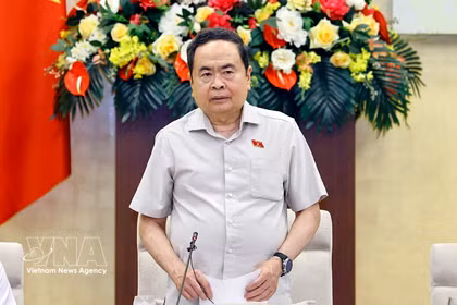 Le président de l’Assemblée nationale du Vietnam (AN), Trân Thanh Mân, s'exprime lors de la réunion. Photo: VNA